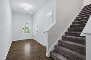 585 Summit Pt, Canton, GA 30114 - Photo 5
