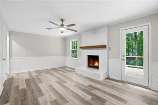 2595 Marsha Cir, Cumming, GA 30041 - Photo 3