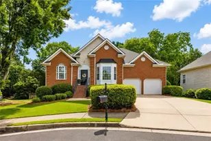 215 Mamie Ct, Alpharetta, GA 30004 - Photo 3