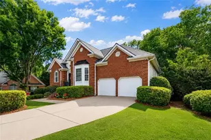 215 Mamie Ct, Alpharetta, GA 30004 - Photo 1