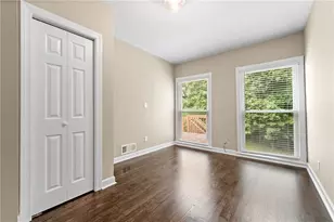76 Leathers Circle NW, Atlanta, GA 30314 - Photo 17