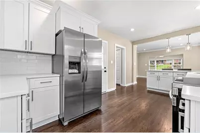 76 Leathers Circle NW, Atlanta, GA 30314 - Photo 9