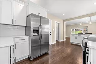 76 Leathers Circle NW, Atlanta, GA 30314 - Photo 9