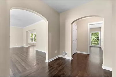 76 Leathers Circle NW, Atlanta, GA 30314 - Photo 11