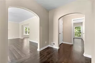 76 Leathers Circle NW, Atlanta, GA 30314 - Photo 11