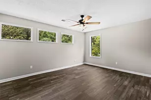 1055 Chapman Ln, Stone Mountain, GA 30088 - Photo 27