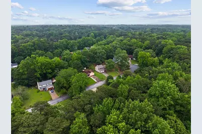 1055 Chapman Lane, Stone Mountain, GA 30088 - Photo 45