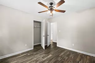 1055 Chapman Ln, Stone Mountain, GA 30088 - Photo 33