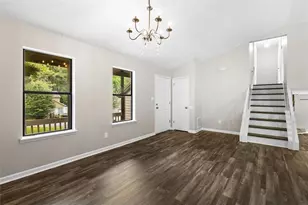 1055 Chapman Ln, Stone Mountain, GA 30088 - Photo 7