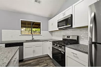 1055 Chapman Lane, Stone Mountain, GA 30088 - Photo 17