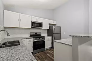 1055 Chapman Ln, Stone Mountain, GA 30088 - Photo 13