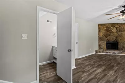 1055 Chapman Lane, Stone Mountain, GA 30088 - Photo 23