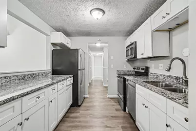2196 Scarbrough Drive, Stone Mountain, GA 30088 - Photo 9
