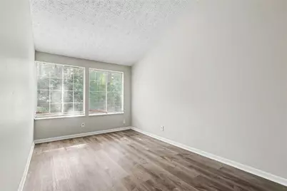 2196 Scarbrough Drive, Stone Mountain, GA 30088 - Photo 11