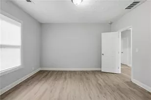 1337 SW McClelland Ave, Atlanta, GA 30344 - Photo 15
