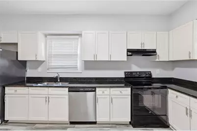 1337 SW McClelland Avenue, Atlanta, GA 30344 - Photo 9