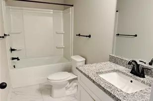 205 Denham Dr, Locust Grove, GA 30248 - Photo 15