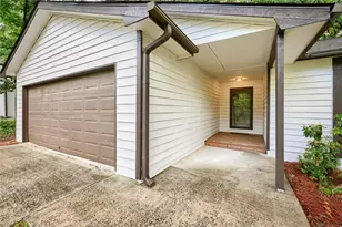 175 Ansley Ct, Roswell, GA 30076 - Photo 3