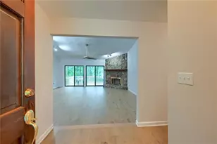 175 Ansley Ct, Roswell, GA 30076 - Photo 5