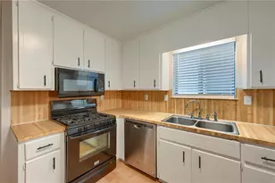 175 Ansley Ct, Roswell, GA 30076 - Photo 11