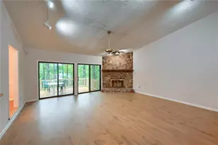 175 Ansley Ct, Roswell, GA 30076 - Photo 5