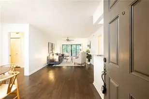 1314 Highland Bluff Dr S E, Atlanta, GA 30339 - Photo 3
