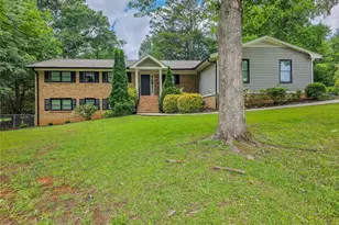 771 Mockingbird Ln, Marietta, GA 30068 - Photo 3