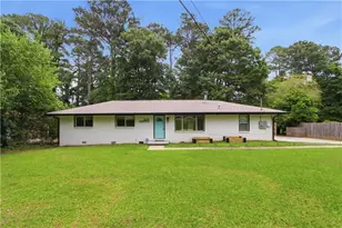 1614 Carolyn Dr, Stone Mountain, GA 30087 - Photo 1