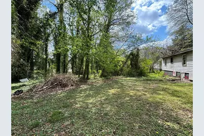 2402 Clifton Springs Road, Decatur, GA 30034 - Photo 11