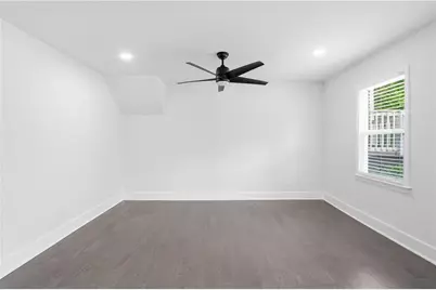 1239 Ashbrook Drive, Lawrenceville, GA 30043 - Photo 15