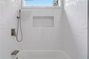 1239 Ashbrook Dr, Lawrenceville, GA 30043 - Photo 25