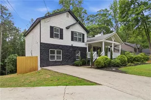 1239 Ashbrook Dr, Lawrenceville, GA 30043 - Photo 7