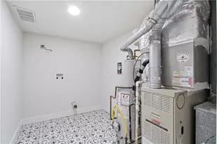 1239 Ashbrook Dr, Lawrenceville, GA 30043 - Photo 27