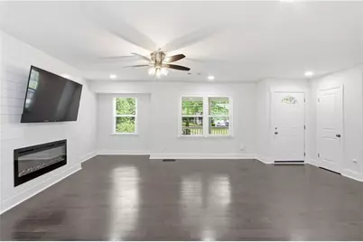 1239 Ashbrook Drive, Lawrenceville, GA 30043 - Photo 11