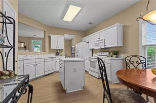 213 Colony Center Dr, Woodstock, GA 30188 - Photo 23