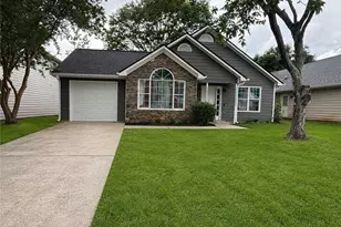 109 Crystal Brook, Griffin, GA 30223 - Photo 1