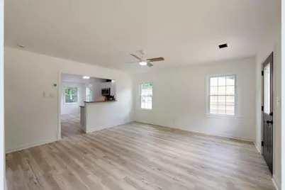 2266 Old Spring Road SE, Smyrna, GA 30080 - Photo 13