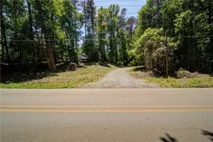 1981 Mountain Dr, Alpharetta, GA 30004 - Photo 15