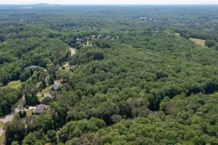 1981 Mountain Dr, Alpharetta, GA 30004 - Photo 17