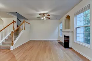 1641 Tailmore Ln, Lawrenceville, GA 30043 - Photo 3