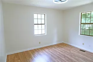 307 6th Ave, Winder, GA 30680 - Photo 9