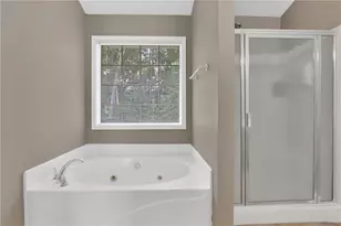 1520 La Maison Dr, Lawrenceville, GA 30043 - Photo 17
