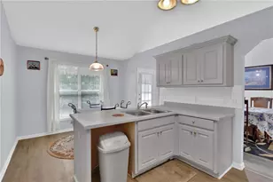 1520 La Maison Dr, Lawrenceville, GA 30043 - Photo 9