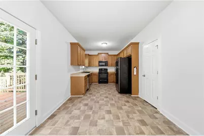 117 E Woodland Manor, Temple, GA 30179 - Photo 9