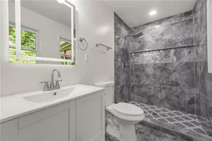 2402 Dawn Dr, Decatur, GA 30032 - Photo 17