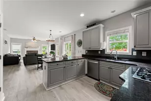 1233 White Columns Dr, Monroe, GA 30656 - Photo 11
