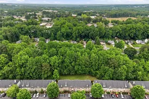 1243 Harris Commons Pl, Roswell, GA 30076 - Photo 25