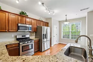 11317 Musette Cir, Alpharetta, GA 30009 - Photo 15