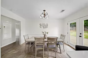 916 Bass Ct, Lawrenceville, GA 30043 - Photo 7