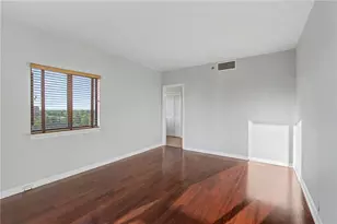 3481 Lakeside Dr NE, Atlanta, GA 30326 - Photo 23